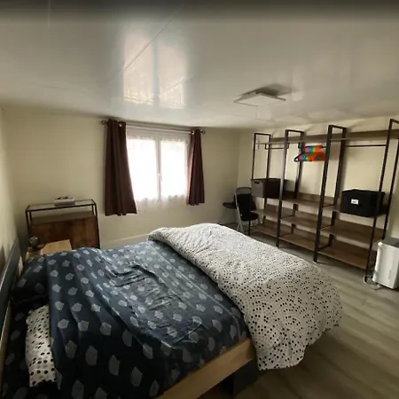 4 Personnes Avec Piscine 60m2